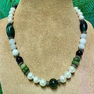 Gem stone necklace